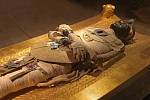 Scientists continue to fascinate Egyptian mummies.  They hide many symbols.  Illustrative image