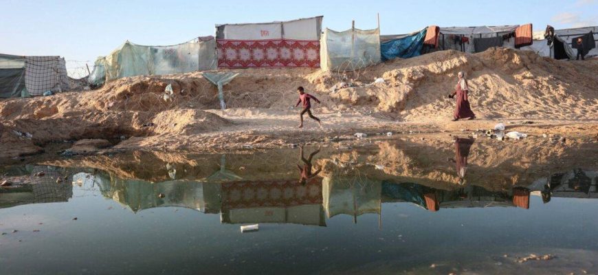 Gaza Health Ministry reports meningitis, hepatitis outbreak among displaced Palestinians – Middle East Monitor
