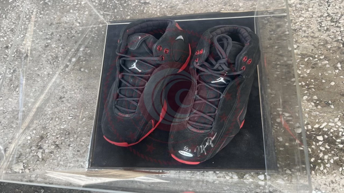Ministry of Commerce Puts Michael Jordan Signed Sneakers Out to Tender ...